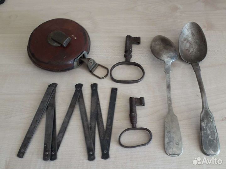 Старинные антикварные вещи