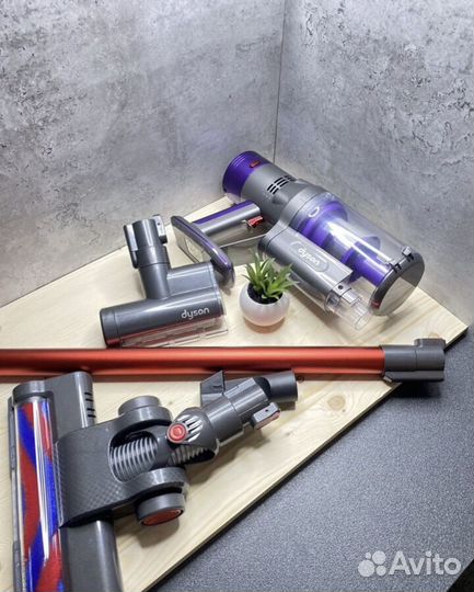 Вертикальный беспроводной пылесос dyson v11s