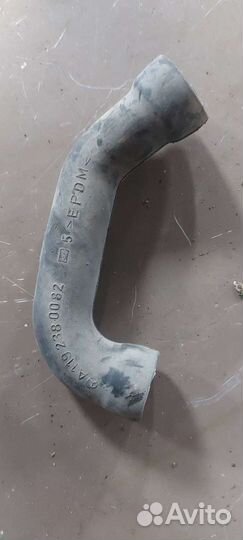 Патрубок воздушного насоса на Mercedes m119
