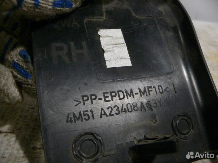 Накладка (кузов внутри) ford Focus II 2008-2011