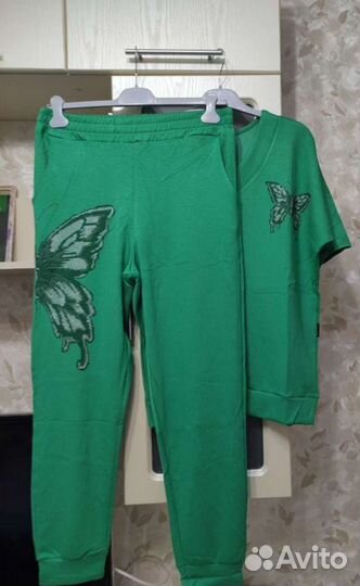 Костюм спортивный шик новый Турция 52 -54