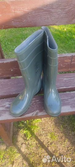 Резиновые сапоги