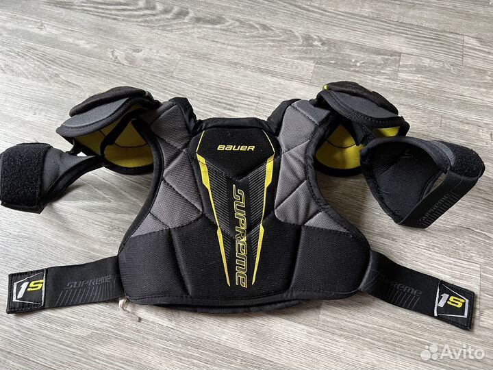 Нагрудник хоккейный Bauer Supreme 1S (YTH - L)