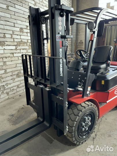 Вилочный погрузчик EP Equipment CPCD30T3, 2023