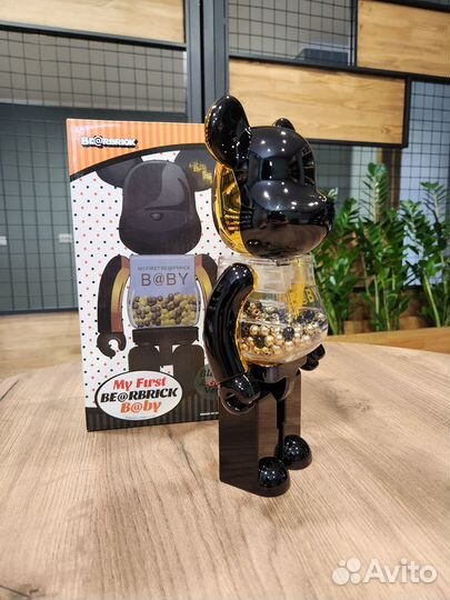 Коллекционная игрушка Bearbrick 28 см