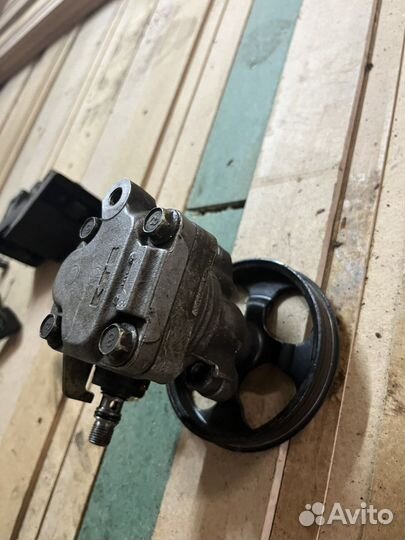 Гидроусилитель руля MMC RVR