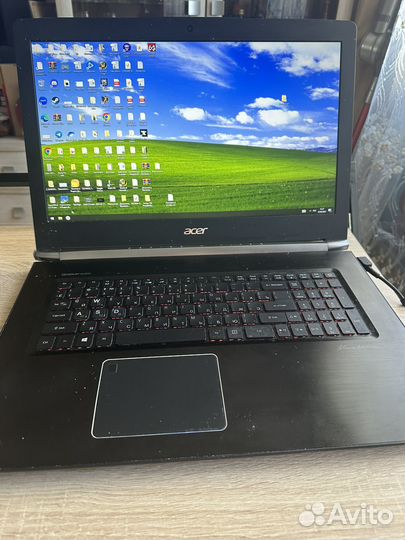 Acer nitro 17.3 geforce GTX1050Ti 16gb I5 7300H
