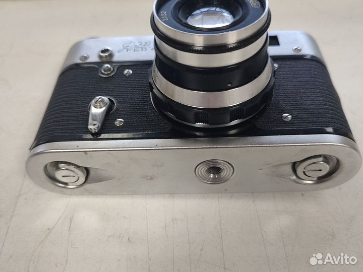 Плёночный фотоаппарат фэд-2
