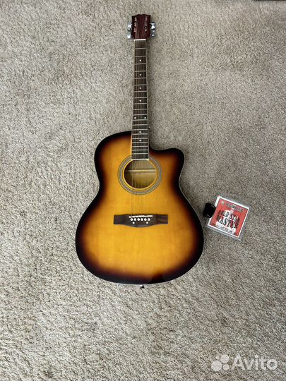 Продаю акустическую гитару prado