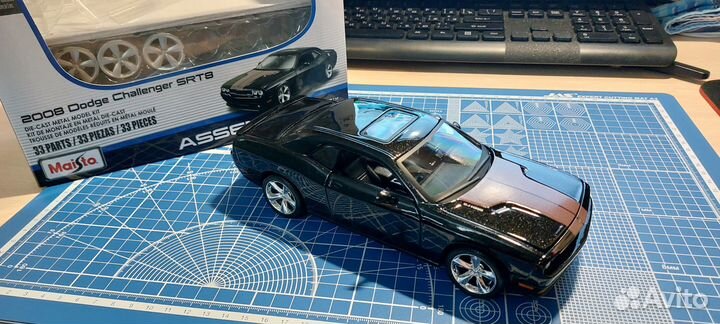 Dodge challenger SRT 8 2008 - масштаб 1:24