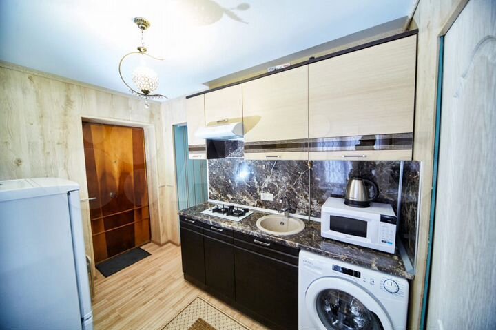 2-к. квартира, 42 м², 1/2 эт.