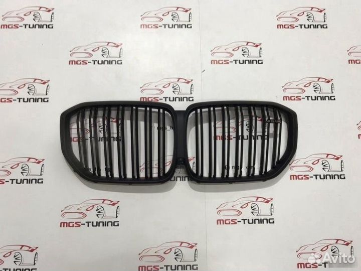 Решетка в BMW Х5 G05 стиль Х5М Черный мат