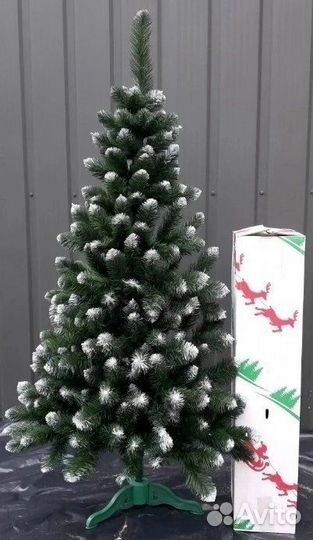 Елка искусственная заснеженная