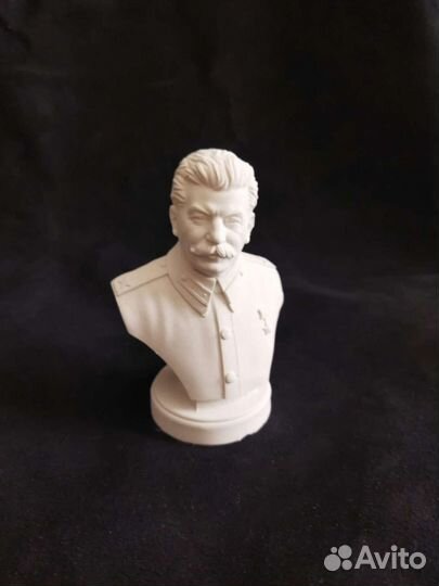 Бюст Сталина. Гипс