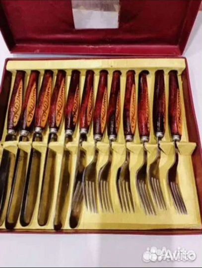 Набор из ножей и вилок.Времен СССР