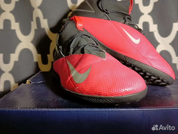 Сороконожки nike phantom