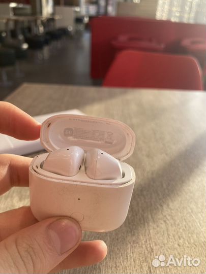 Беспроводные наушники