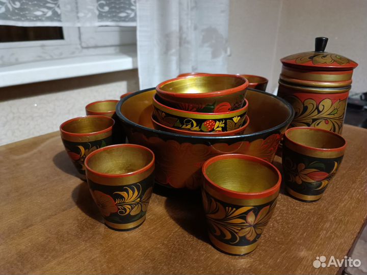 Набор посуды Хохлома
