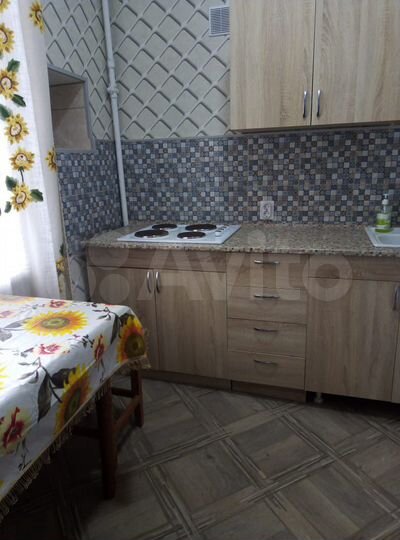 Комната 18 м² в 3-к., 1/2 эт.