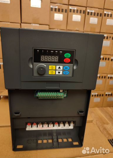 Частотный преобразователь 220 и 380 Вольт