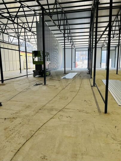 Склад, 1300 м²