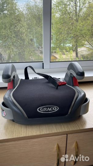 Детское кресло бустер