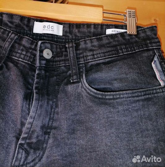 Джинсы мужские