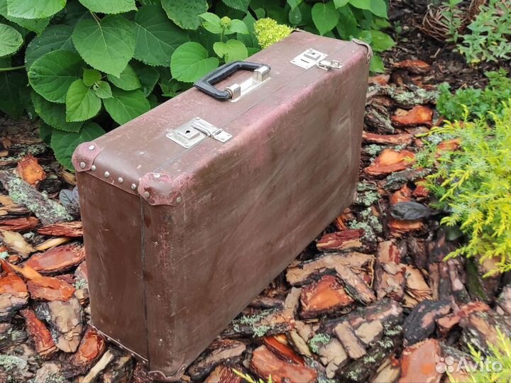 Чемоданы времен СССР