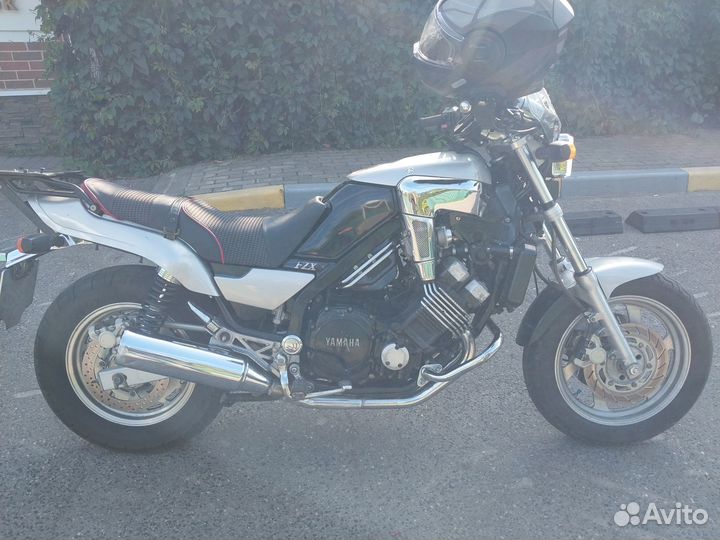 Yamaha fzx 750