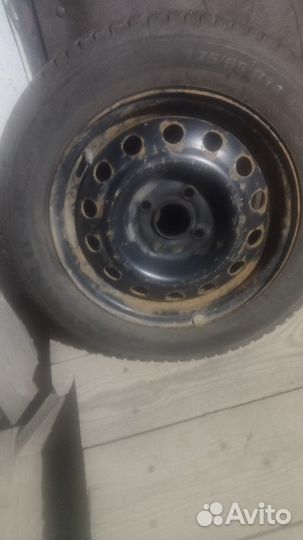 Kumho Solus 4S HA32 175/65 R14