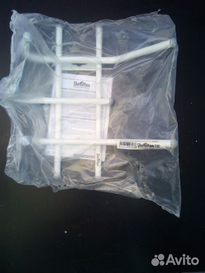 Вешалка настенная новая