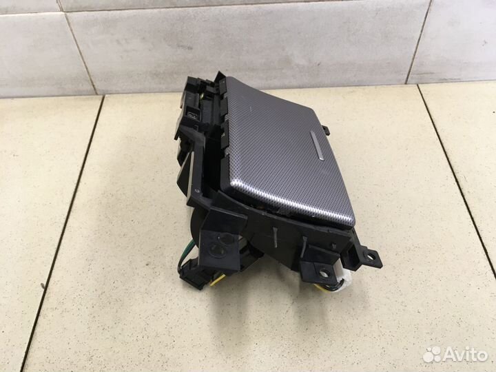 Пепельница передняя FX (S50) 2003-2007