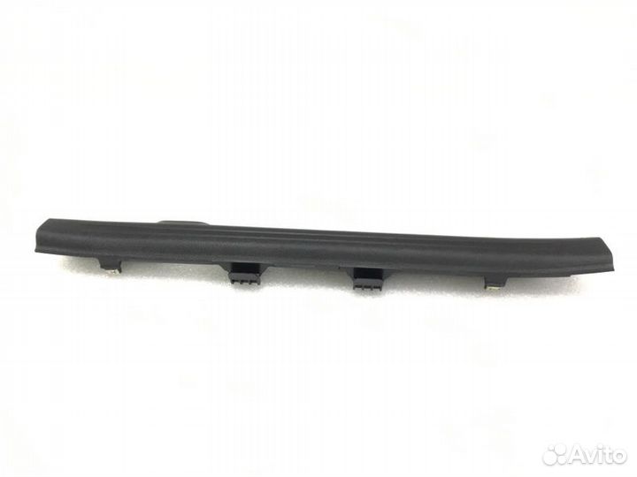 Накладка порога передняя правая Kia K5 DL3 G4NA