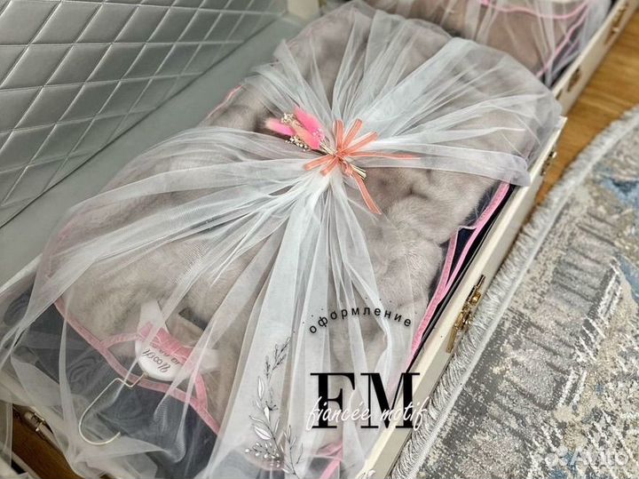 Оформление чемоданов