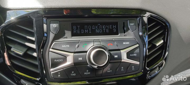 Штатная магнитола LADA vesta