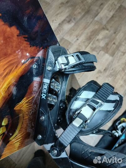 Сноуборд с креплениями 159