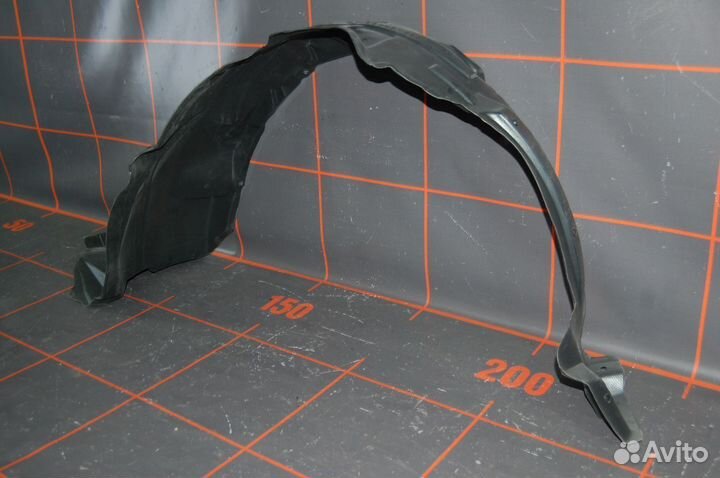 Локер передний правый - Toyota Corolla E150