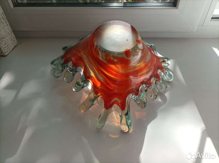 Ваза из цветного стекла чехия винтаж