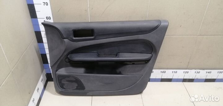 Обшивка двери передней правой Focus II 2005-2008