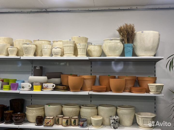 Горшки керамика и пластик