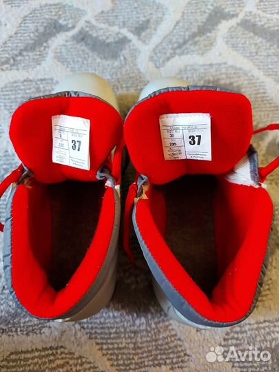 Лыжные ботинки детские 37р
