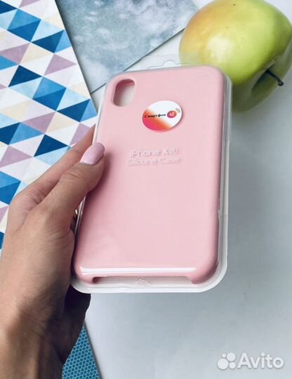 Чехол на iPhone XR