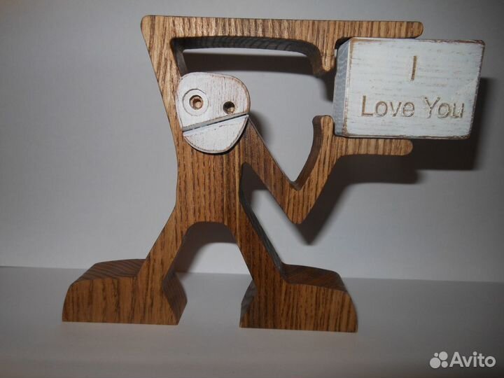 Фигурки из дерева