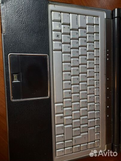 Ноутбук Asus F8V б/у