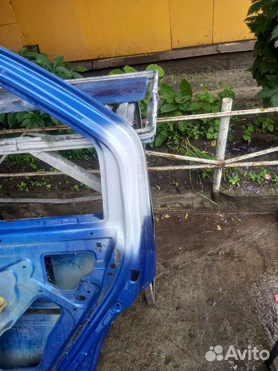 Двери на рено логан