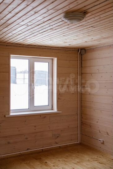 Дом 140 м² на участке 4 сот.