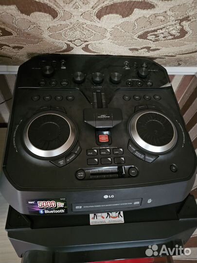 Колонки LG Xboom