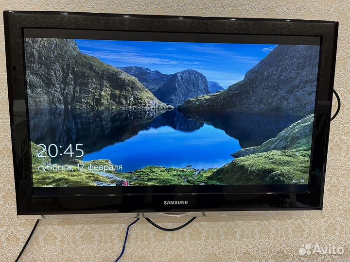 Телевизор Samsung le32c530f1w
