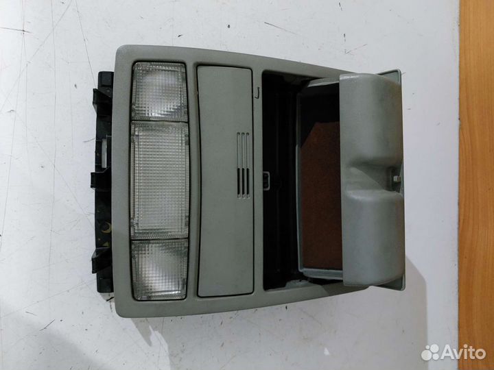 Потолочный светильник toyota camry xv 40