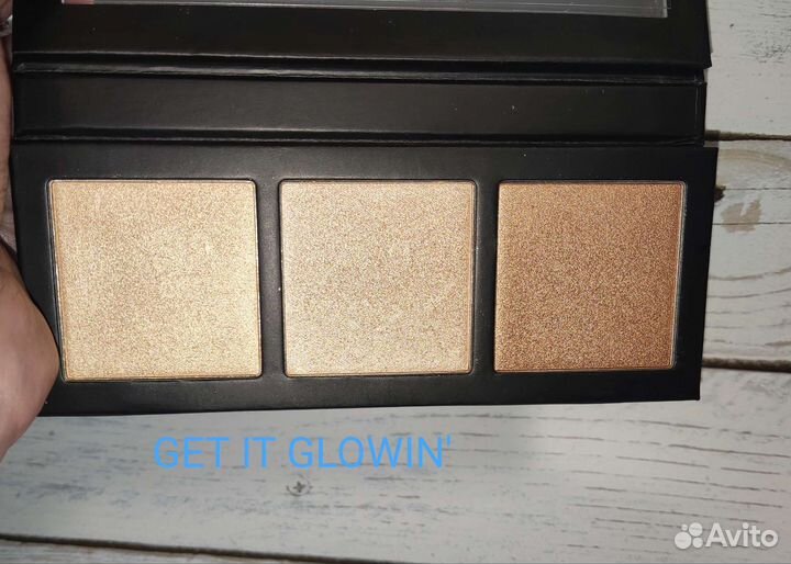 Хайлайтер MAC hyper real glow